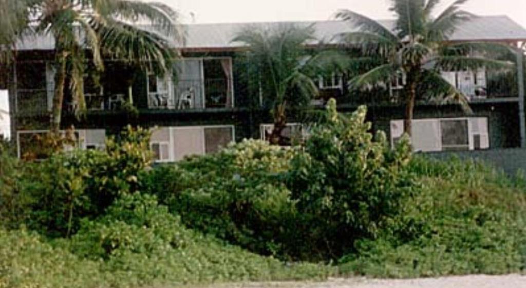 Backpackers Vacation Inn And Plantation Village Pupukea Exterior foto